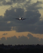 Flugzeug im Anflug auf Salvador da Bahia